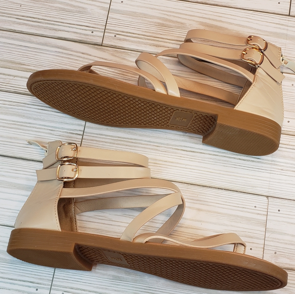 Shibever Beige Sandals with Ankle-Straps and back zipper size 8 (sy206)